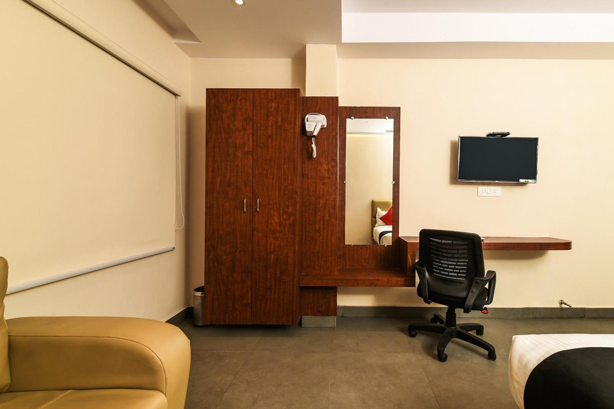 Super Capital O Siddartha Grand Hotell Vijayawāda Eksteriør bilde