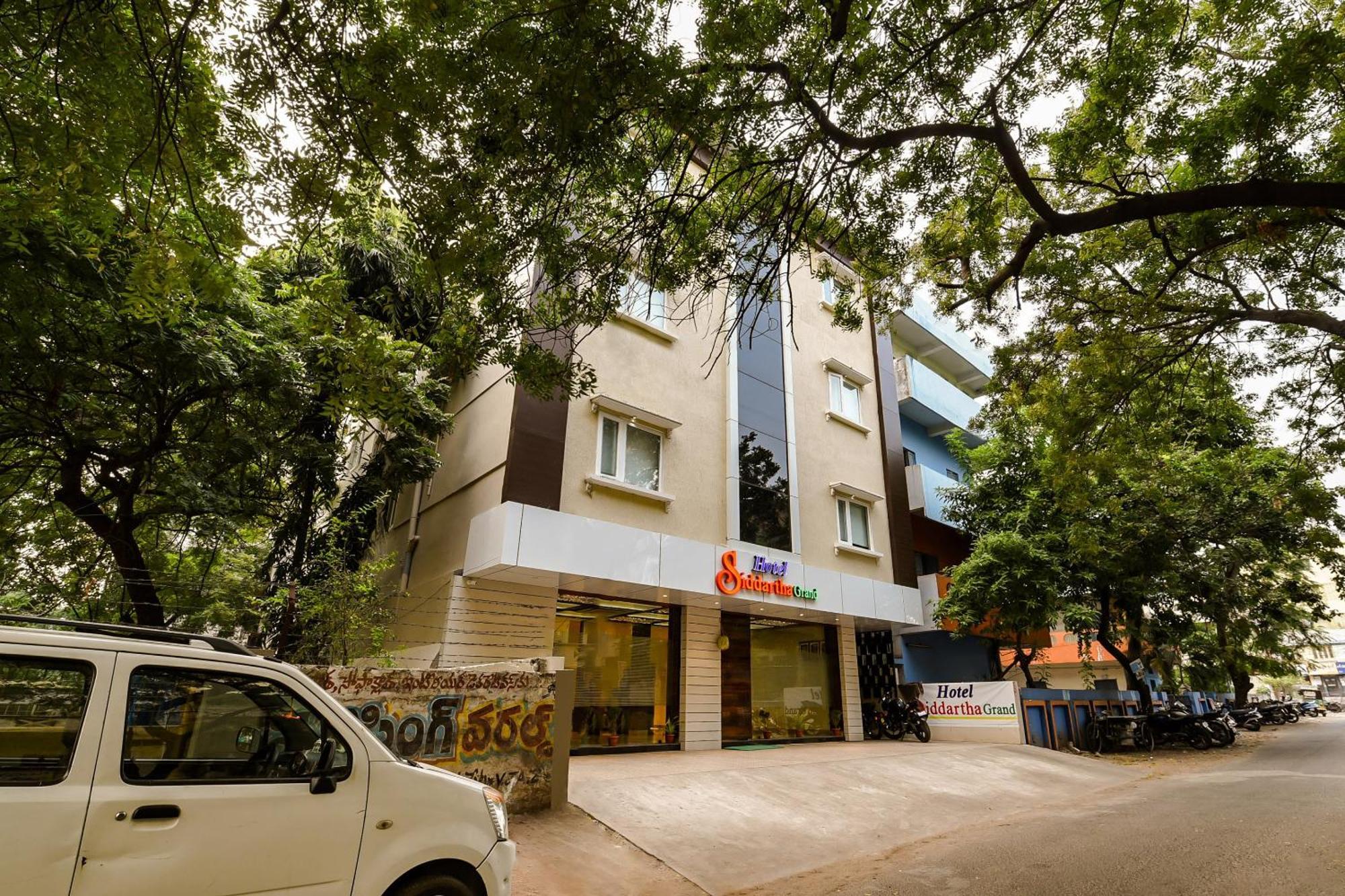 Super Capital O Siddartha Grand Hotell Vijayawāda Eksteriør bilde